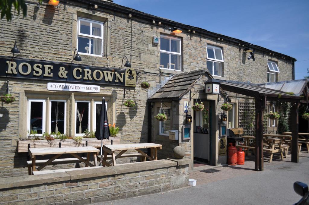 The Rose And Crown Hotel Huddersfield Eksteriør billede